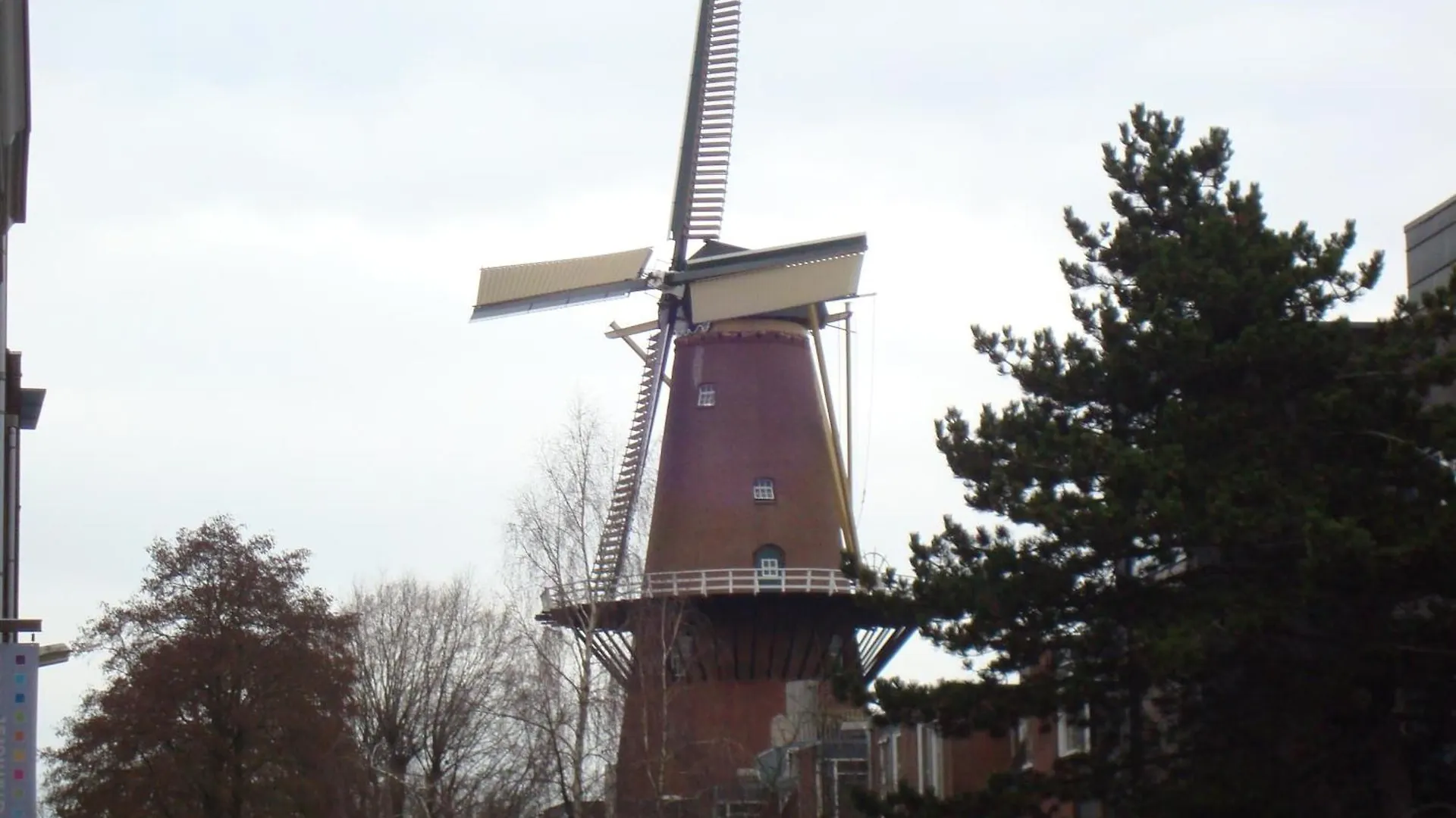 Historic Canal House In Green Residential Area Utrecht 0*,